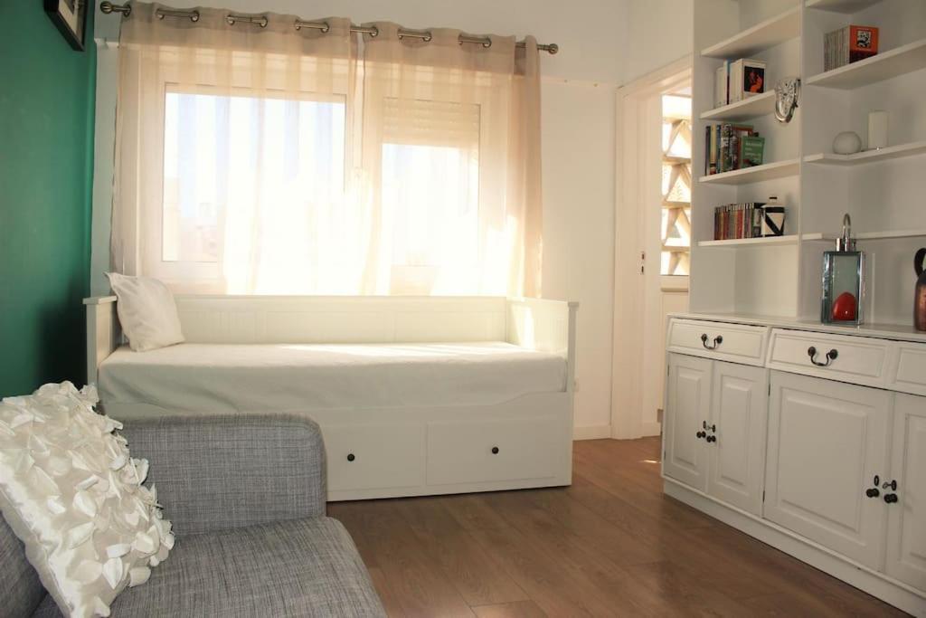 Sunny Apartment In Lisabona Exterior foto